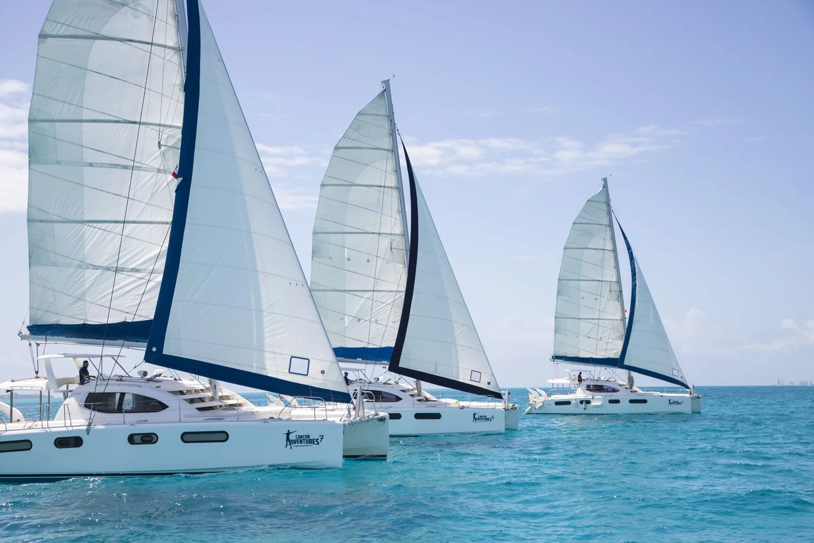 Catamarán a Isla Mujeres, 11:30 o 14:30